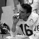 Illustration for article titled Unpublished Super Bowl I Photos Suggest Smoking Bad, Winning Good